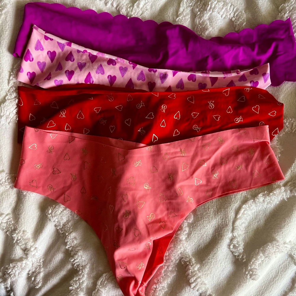 Victoria Secret Seamless Thongs, lot of 4